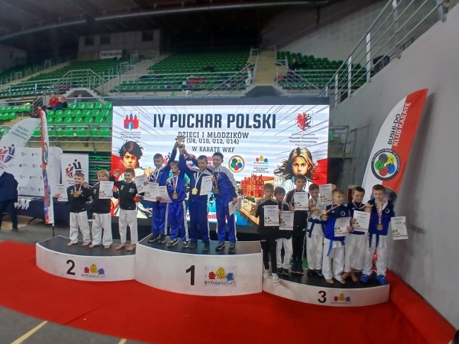 Sukcesy naszych uczniów na zawodach karate