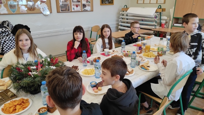 Galeria ze spotkania świątecznego w klasie 4c