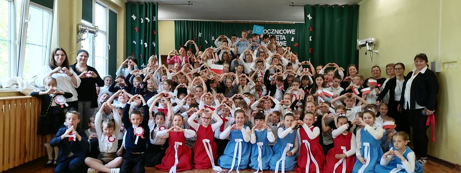 Uroczystości majowe w klasach I-III