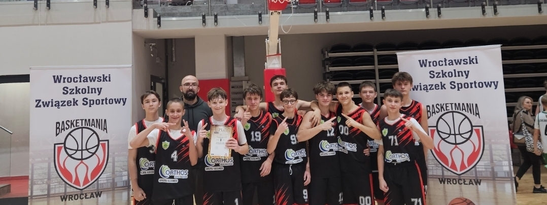 I miejsce chłopców w eliminacjach strefy Wrocław Zachód w koszykówce