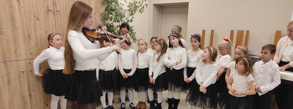 Wizyta naszych uczniów w DPS na ul. Mącznej