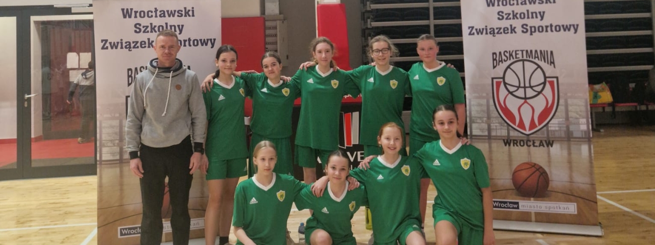 Eliminacje do Mistrzostw Wrocławia w Koszykówce Dziewcząt – sukces naszej szkoły!