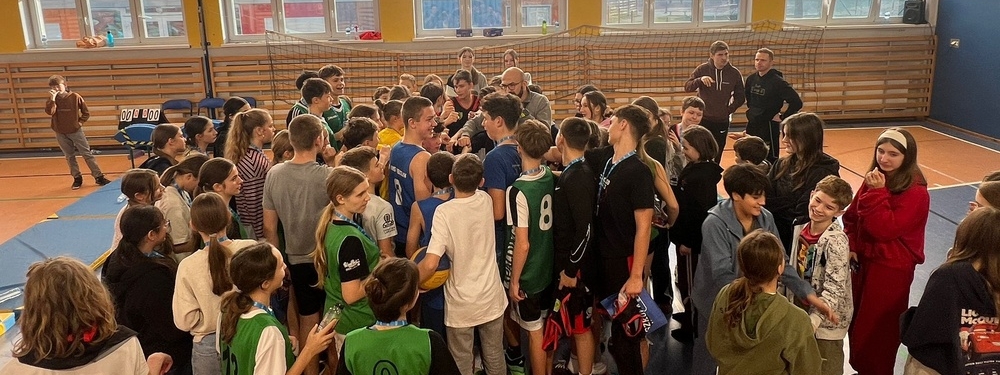 I Międzyszkolny Mikołajkowy Turniej Koszykówki 3x3 w naszej szkole