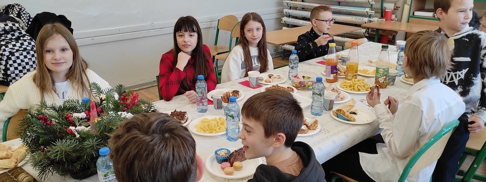 Galeria ze spotkania świątecznego w klasie 4c