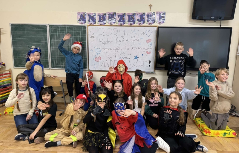 Andrzejkowe zabawy w klasie IIIc