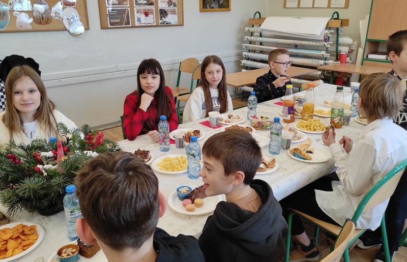 Galeria ze spotkania świątecznego w klasie 4c